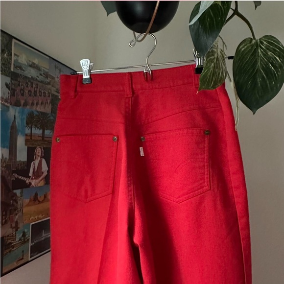 Vintage 80s Red Levi’s - Picture 4 of 4